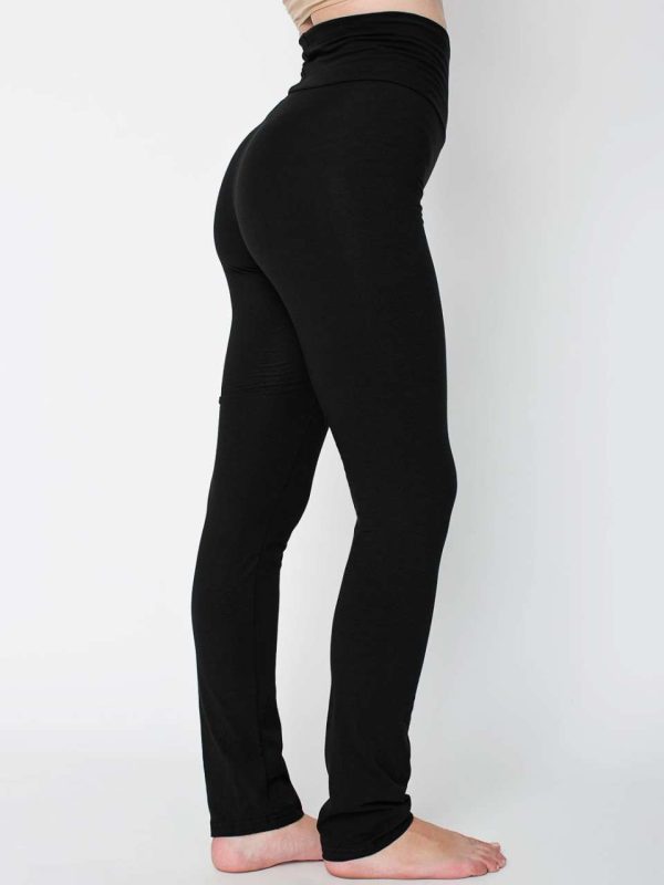 Model AA8375 American Apparel