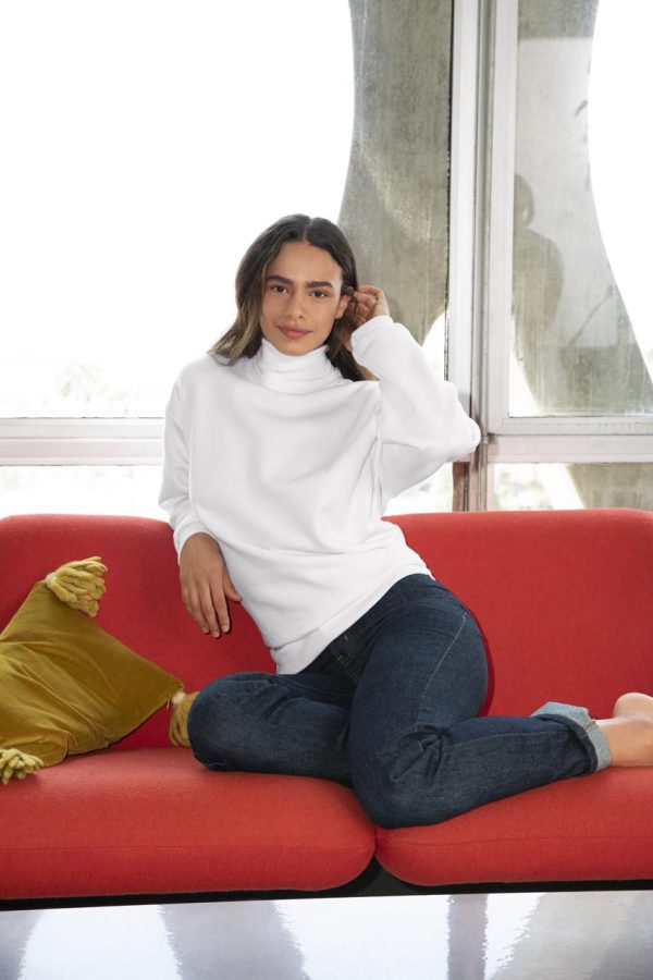 Model AAF4575 American Apparel