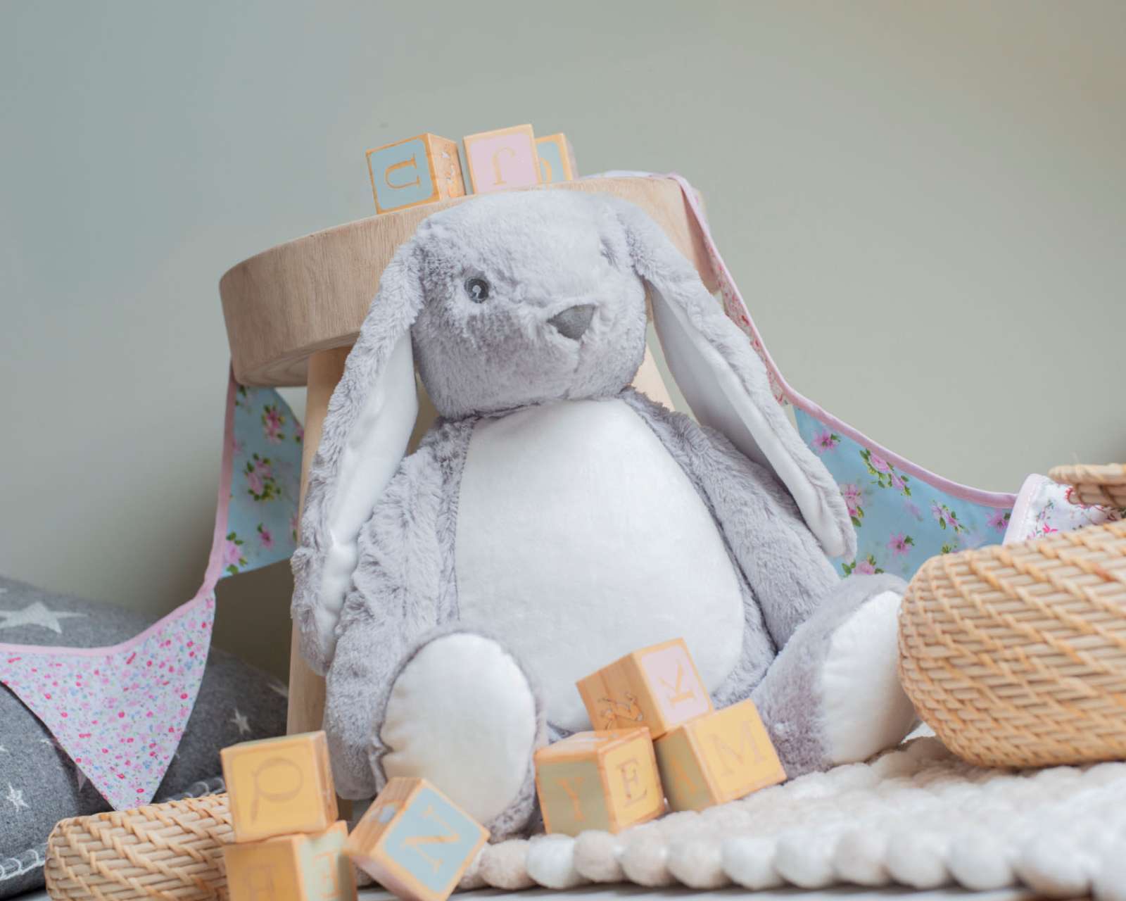 Model ZIPPIE BUNNY MM050 - Image 2