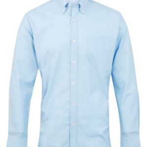 Model MEN’S LONG SLEEVE SIGNATURE OXFORD SHIRT PR234