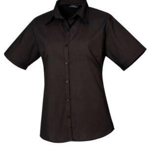 Model WOMEN'S SHORT SLEEVE POPLIN BLOUSE PR302